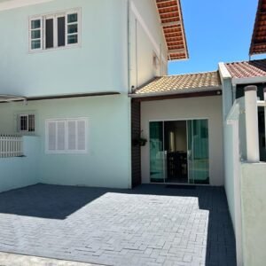 BOMBINHAS - DIONEI - RESIDENCIAL GONÇALVES (2 suítes 1 vaga garagem)
